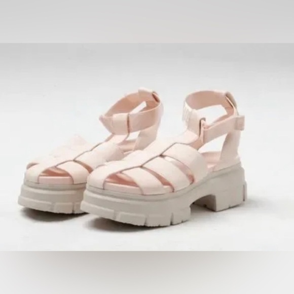 UGG Ashton Strappy Chunky Heeled Sandals Pink Rosy Beige size 10 brand new - Picture 4 of 6